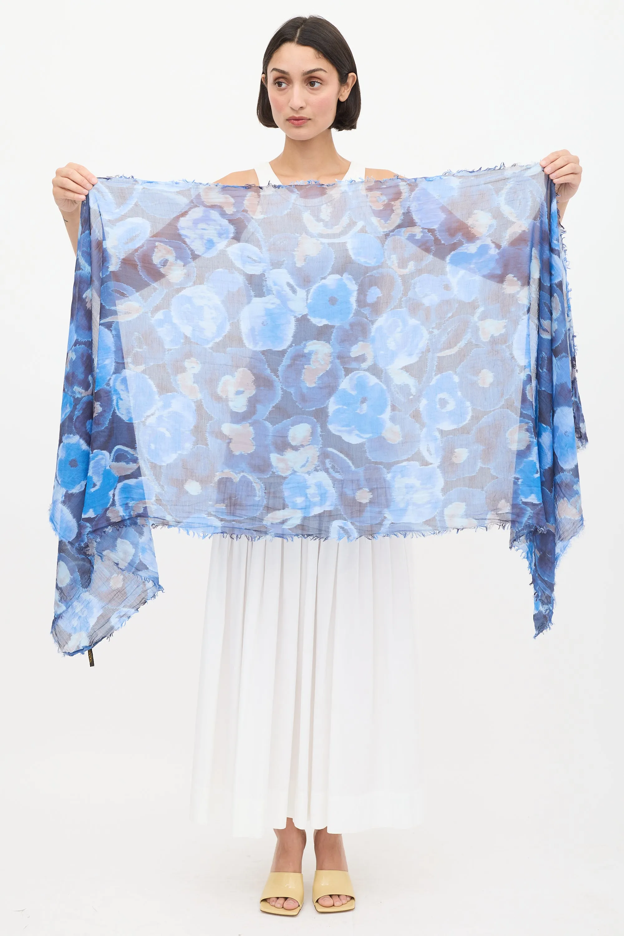 Blue Circular Fringe Scarf