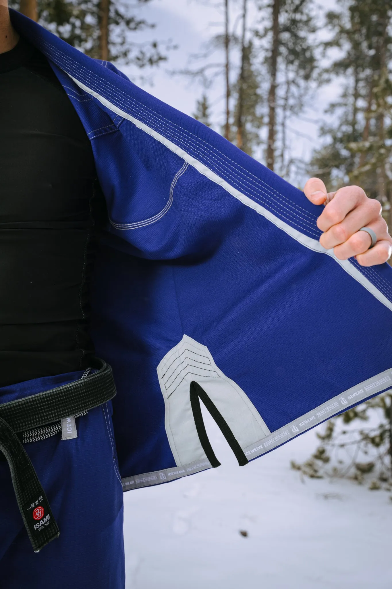 IceWeave Jiu Jitsu Gi