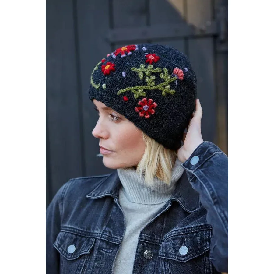 Pachamama Lugano Beanie Charcoal