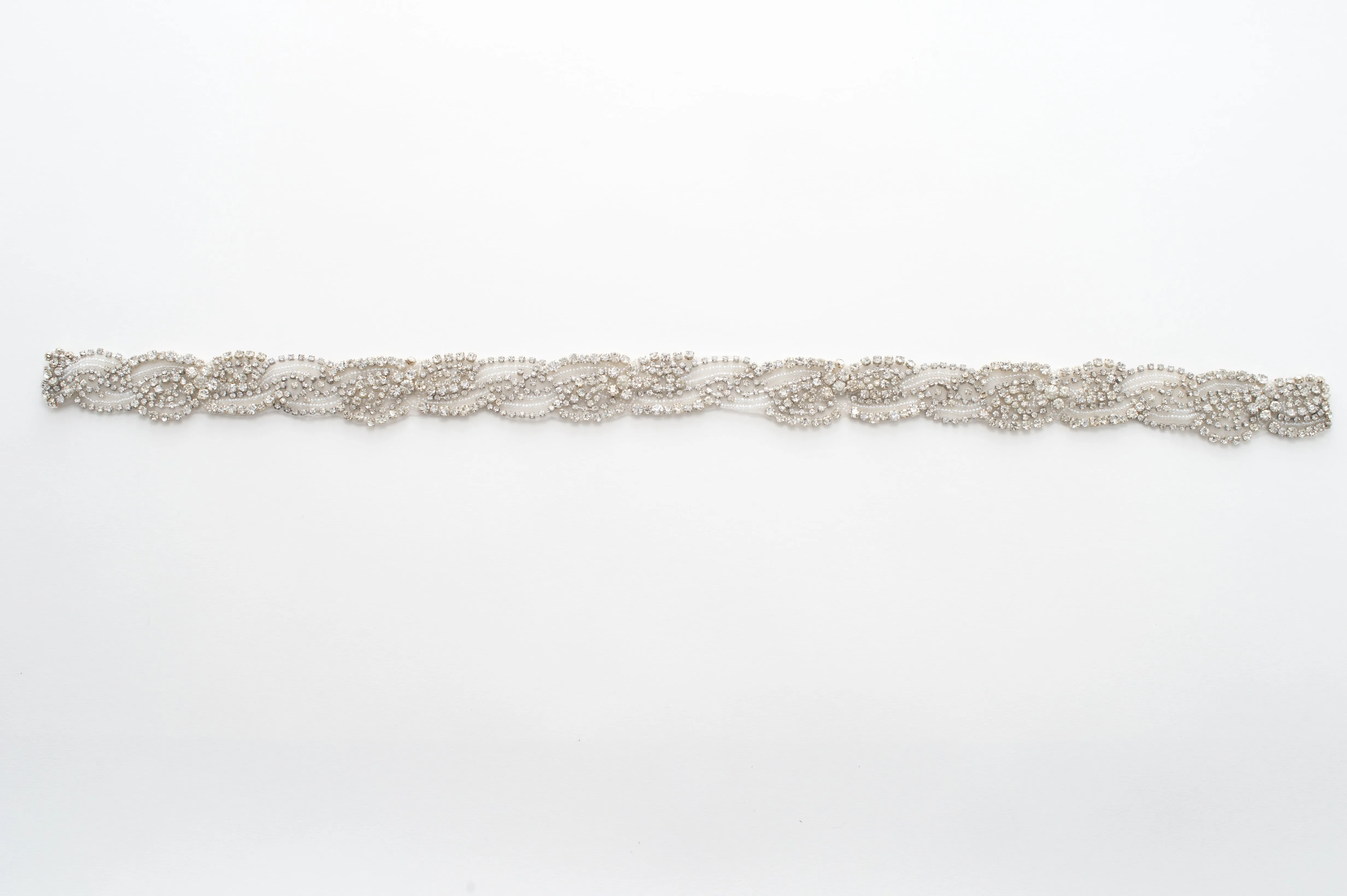 wavy crystal beaded belt - style 20052